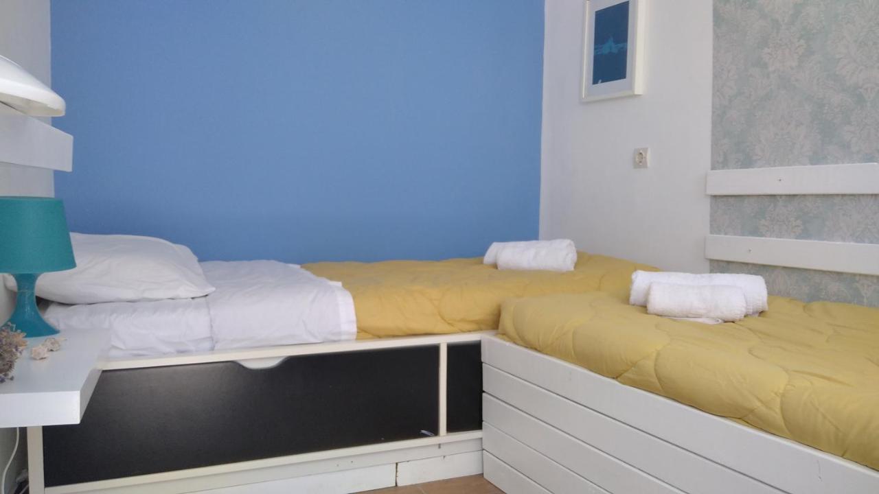 Traditional Renovated House In The Centre Of Anafi Buitenkant foto